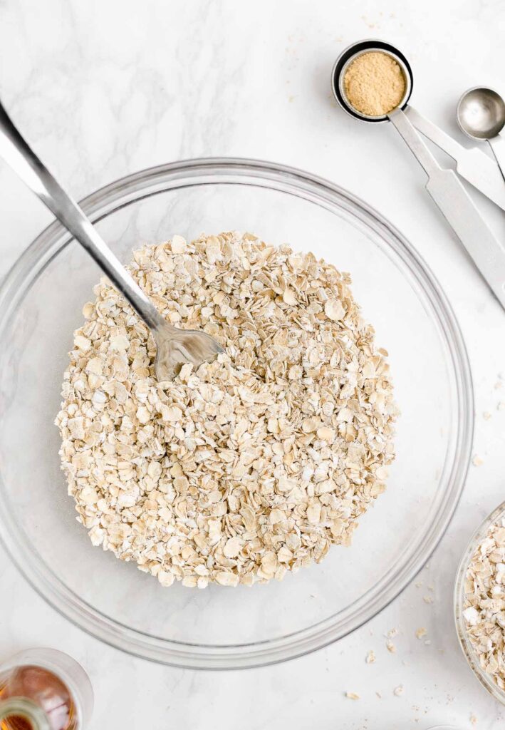 Healthy Baking - Healthy Gingerbread Oatmeal Scones 6 gingerbread oatmeal scones 4