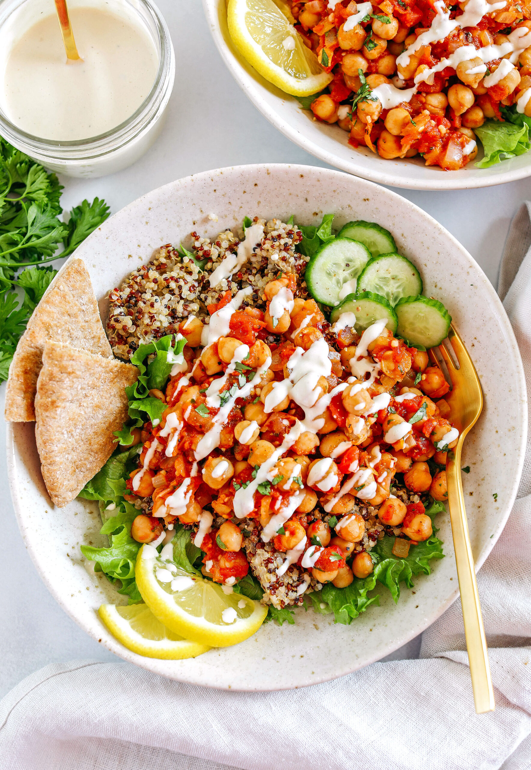 Spicy Chickpea Quinoa Bowls - Eat Yourself Skinny