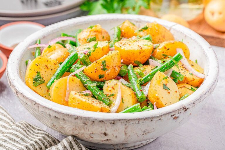 French Potato Salad with Green Beans (No-Mayo Potato Salad!)